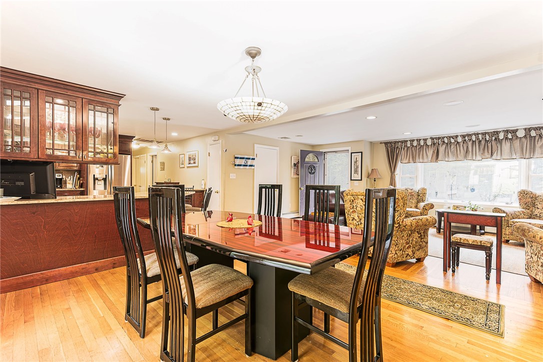529 Shippeetown Road East Greenwich, RI 02818 - Photo 13 of 46