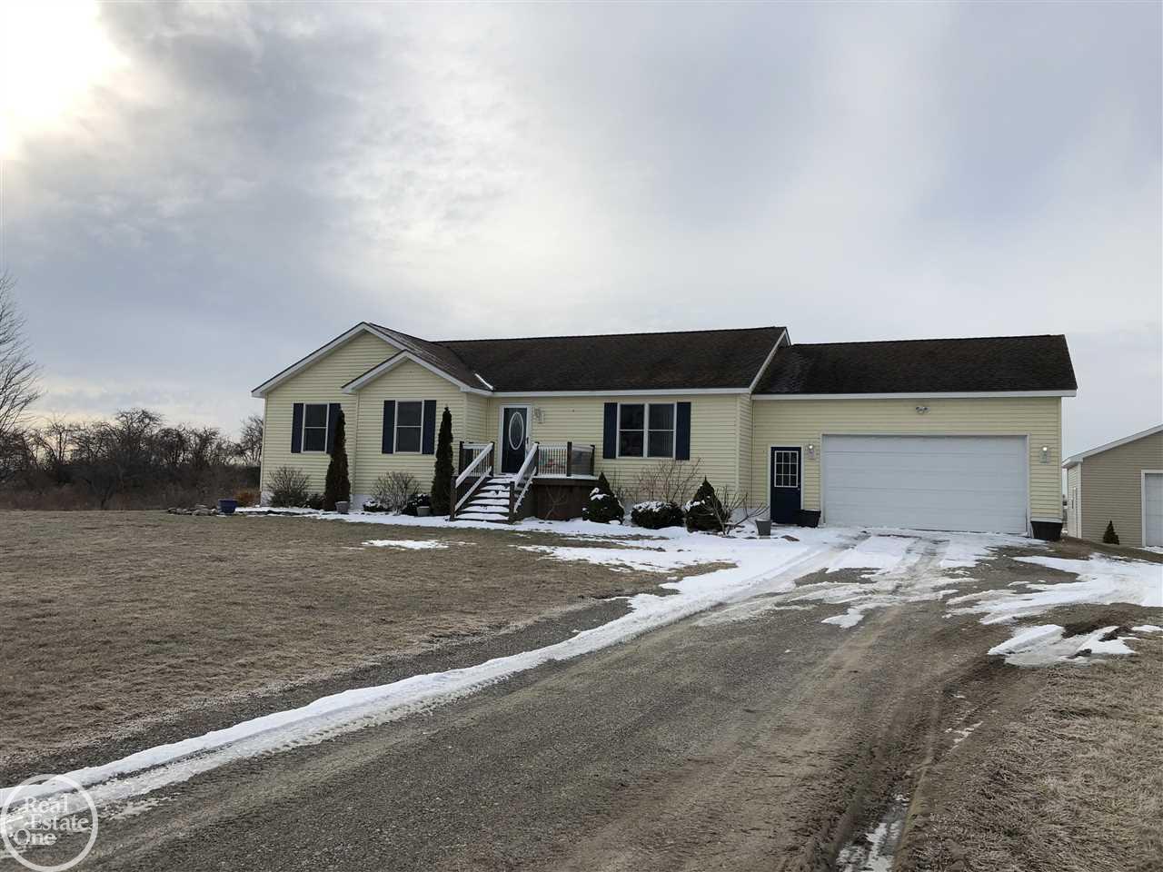 5646 Galbraith Line Road Croswell, MI 48422 - Photo 2 of 43