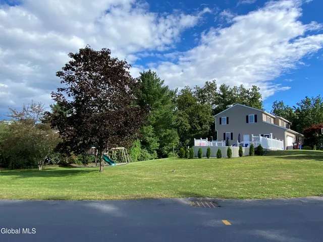 $525,000 | 13 Indian Maiden Pass, Altamont, NY 12009