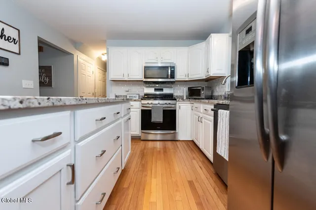 $525,000 | 13 Indian Maiden Pass, Altamont, NY 12009