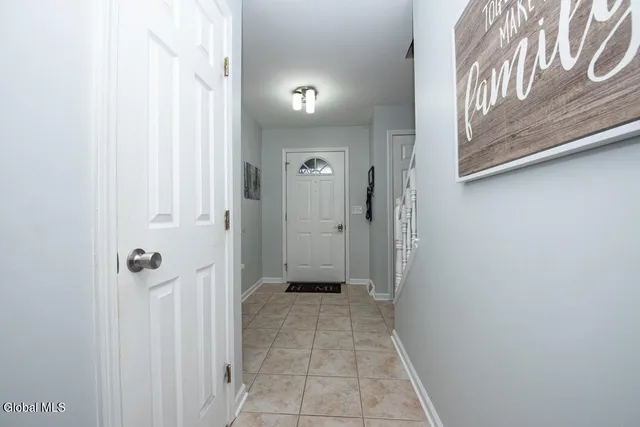 $525,000 | 13 Indian Maiden Pass, Altamont, NY 12009