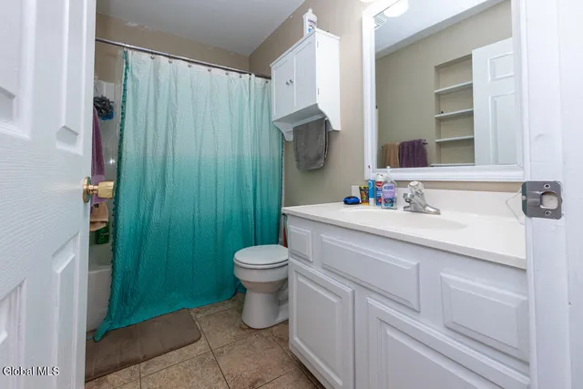 $525,000 | 13 Indian Maiden Pass, Altamont, NY 12009