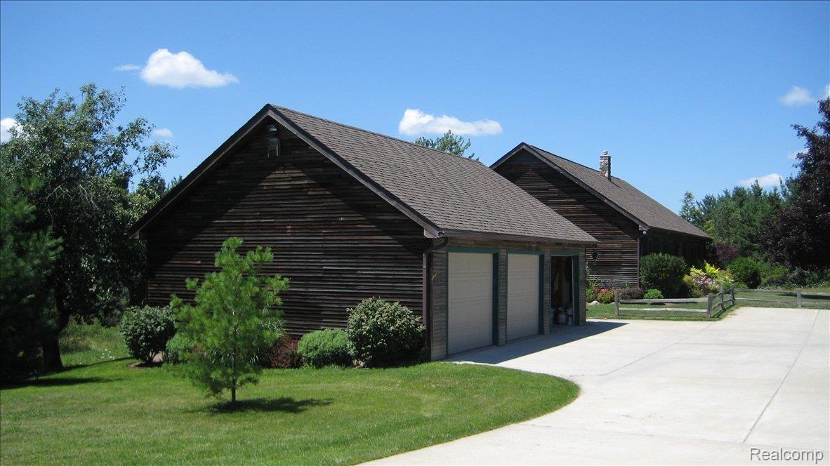 12420 Sharp Road Linden, MI 48451 - Photo 1 of 13 house & garage