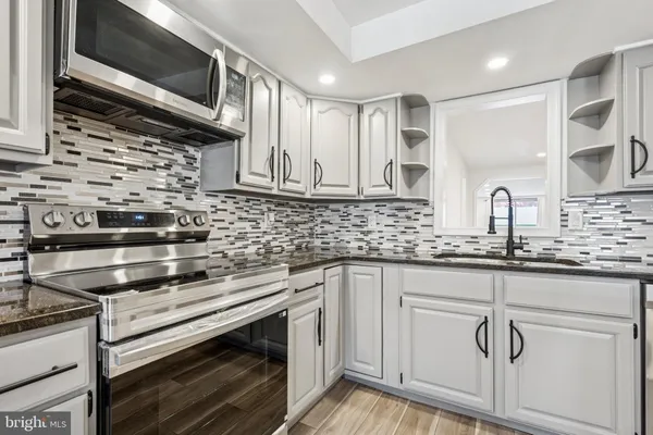 $460,000 | 15014 Theresa Drive, Philadelphia, PA 19116