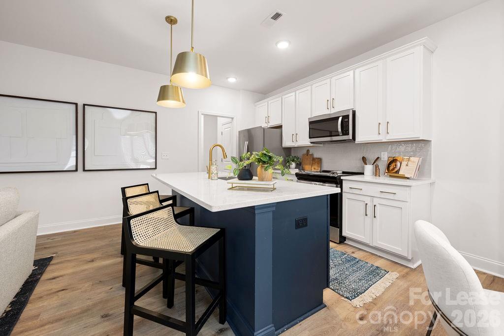 9100 Bluedale Road Charlotte, NC 28216 - Photo 7 of 48