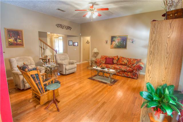 1916 Portway Road Spring Hill, TN 37174 - Photo 3 of 18