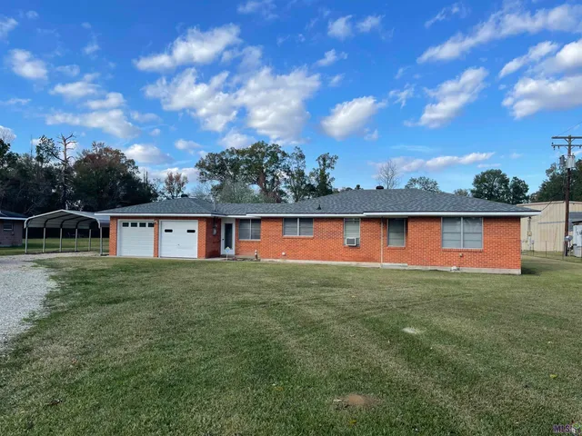 $1,400 | 8037 Florida Boulevard, Denham Springs, LA 70726