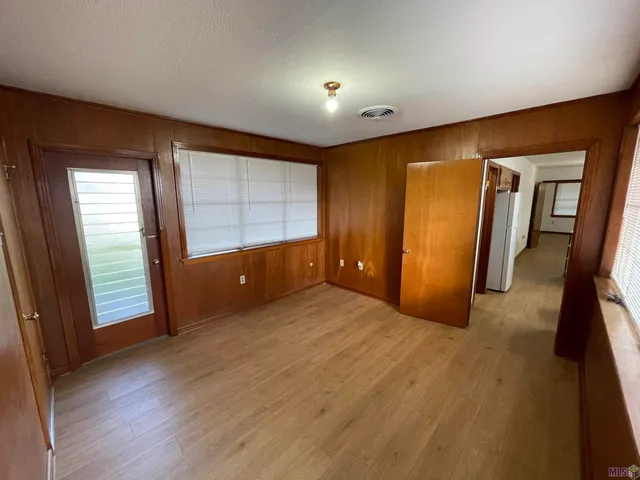 $1,400 | 8037 Florida Boulevard, Denham Springs, LA 70726