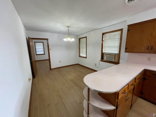 $1,400 | 8037 Florida Boulevard, Denham Springs, LA 70726