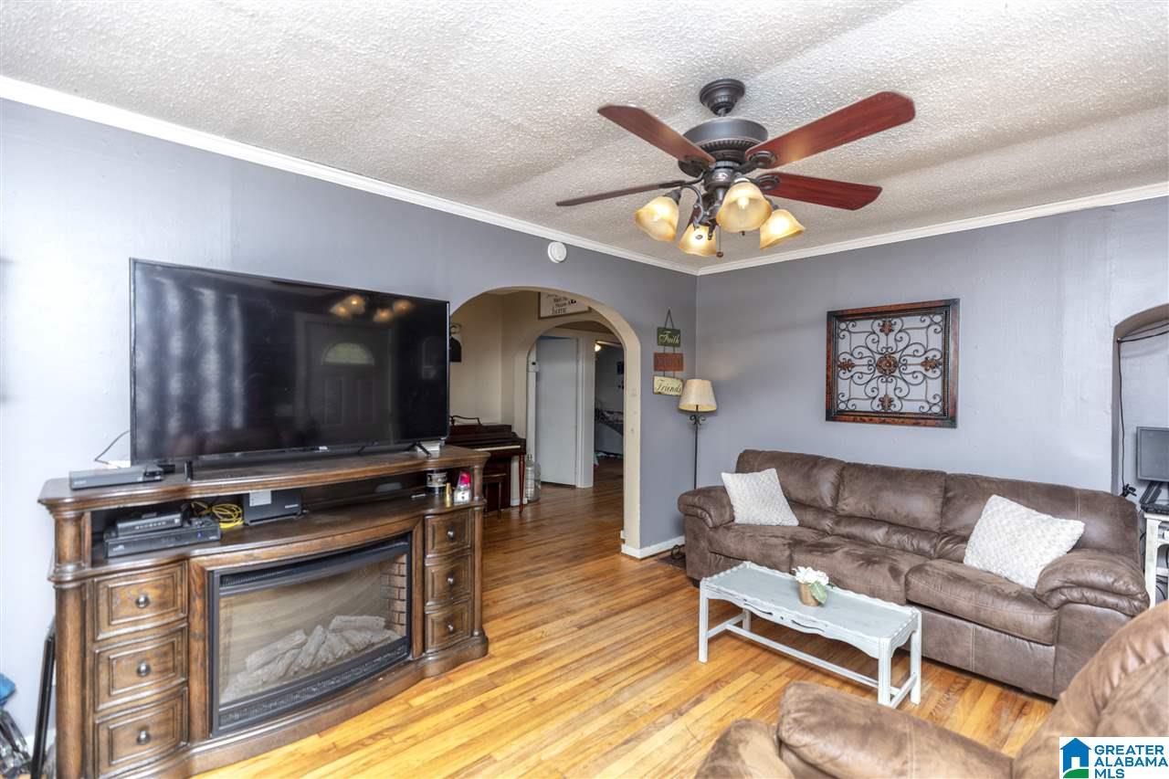 622 South Parkell Avenue Bessemer, AL 35023 - Photo 11 of 26