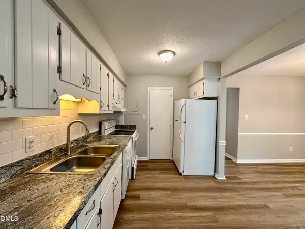 $1,650 | 126 Bay Drive, Cary, NC 27511