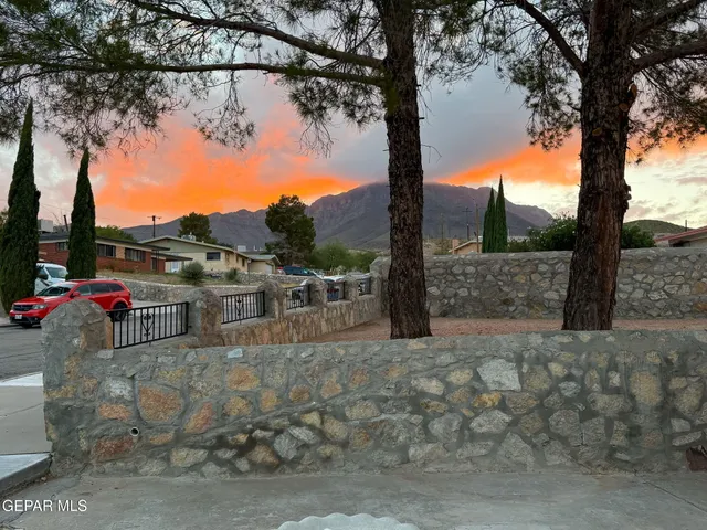 a view of a outdoor space