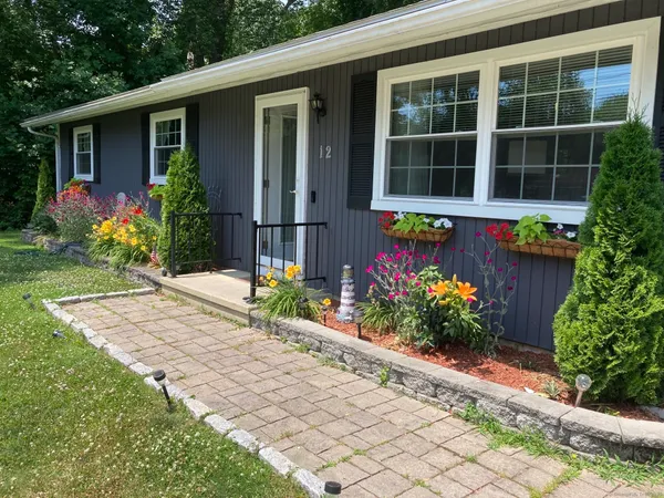 $3,600 | 12 Allendale Road, Old Saybrook, CT 06475