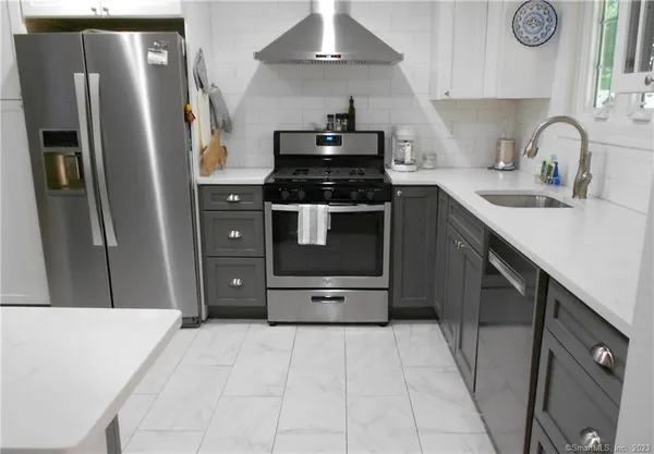 $3,600 | 12 Allendale Road, Old Saybrook, CT 06475