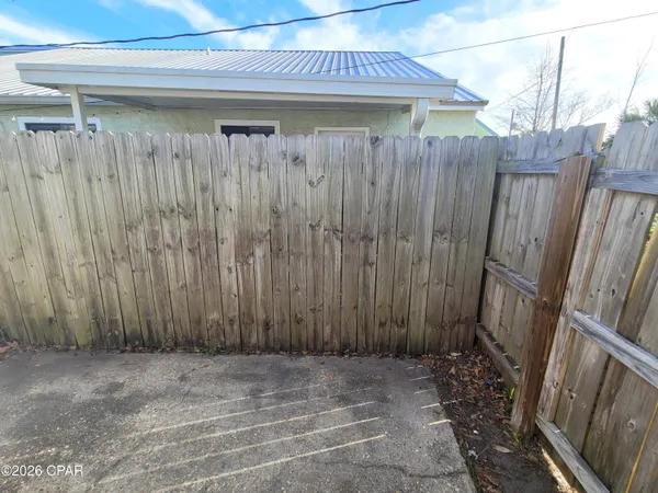 $1,500 | 1727 Illinois Avenue, Lynn Haven, FL 32444