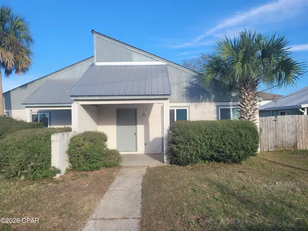 $1,500 | 1727 Illinois Avenue, Lynn Haven, FL 32444
