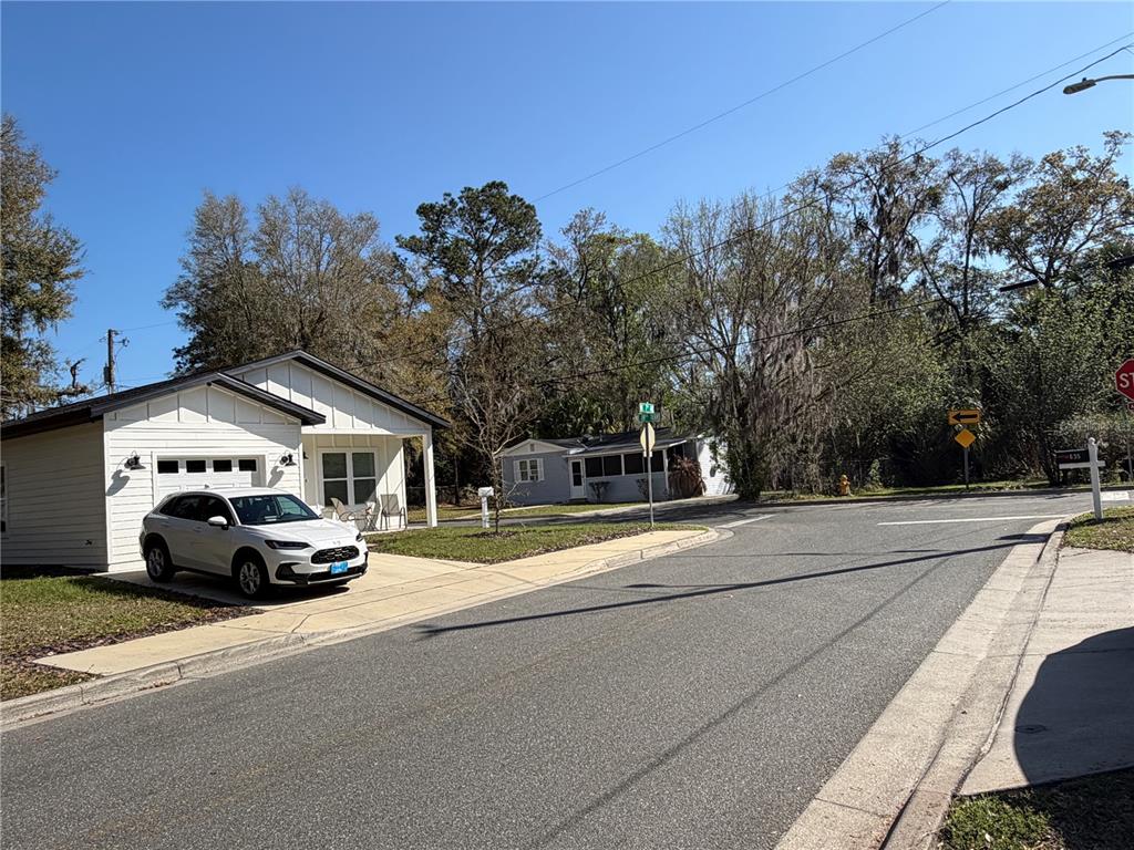 1908 Northeast 7th Avenue Gainesville, FL 32641 - Photo 5 of 6