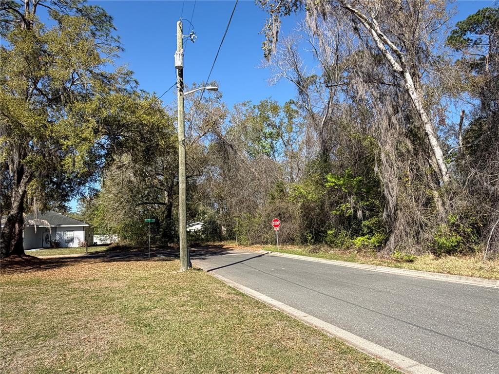 1908 Northeast 7th Avenue Gainesville, FL 32641 - Photo 6 of 6