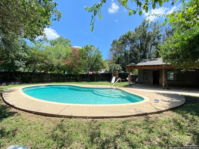 $2,500 | 7714 Hartman, San Antonio, TX 78209