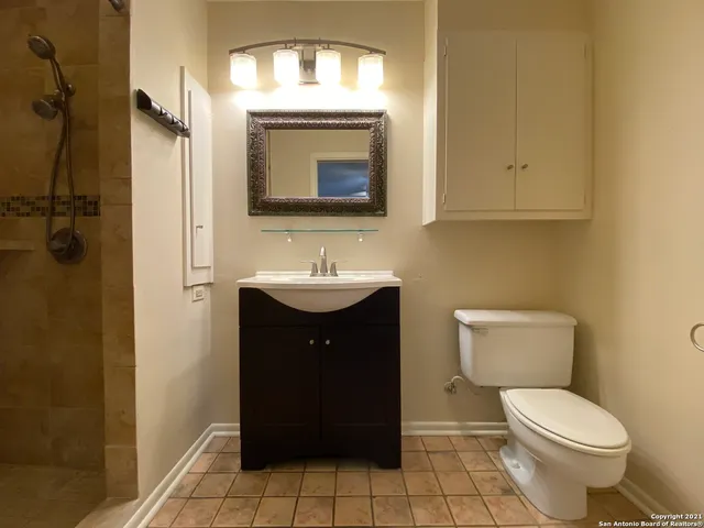 $2,500 | 7714 Hartman, San Antonio, TX 78209