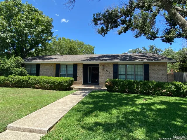 $2,500 | 7714 Hartman, San Antonio, TX 78209