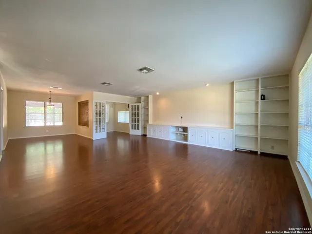 $2,500 | 7714 Hartman, San Antonio, TX 78209