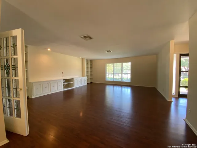 $2,500 | 7714 Hartman, San Antonio, TX 78209