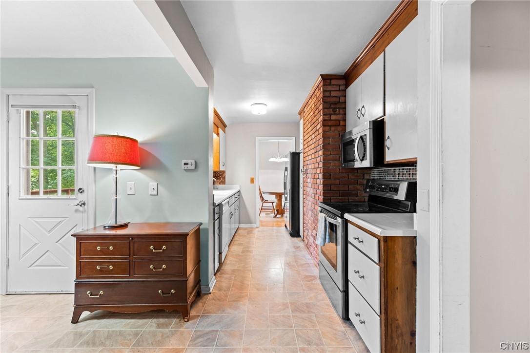 17 Falling Creek Road Perinton, NY 14534 - Photo 15 of 50