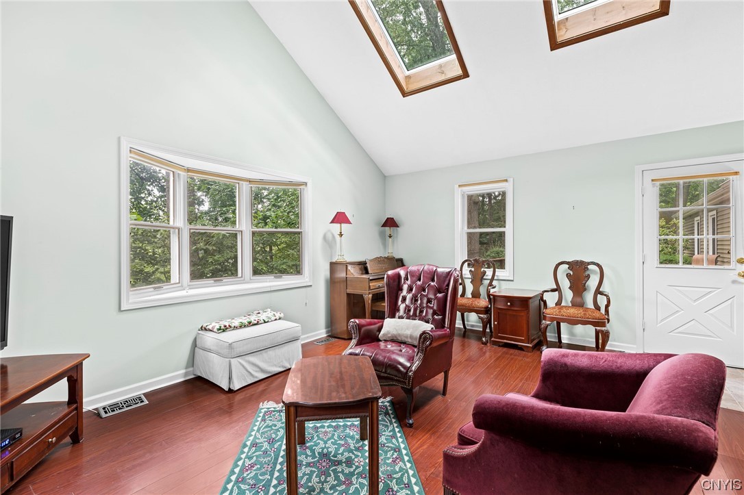 17 Falling Creek Road Perinton, NY 14534 - Photo 19 of 50