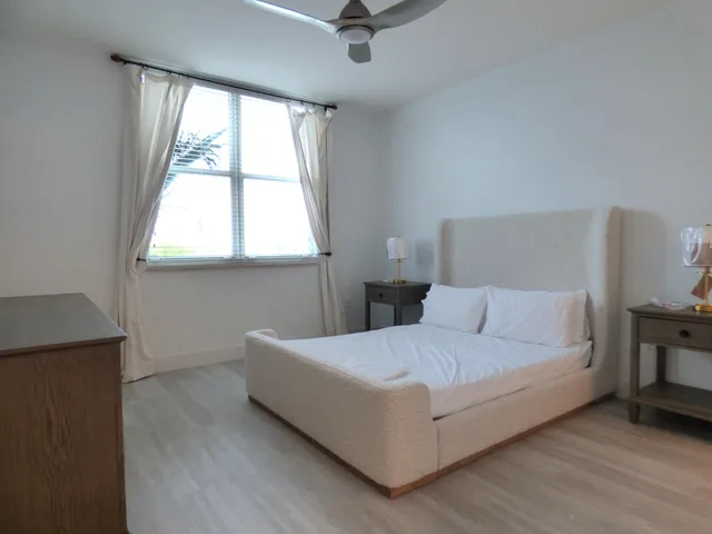 $5,000 | 802 West Windward Way, Unit 303, Lantana, FL 33462