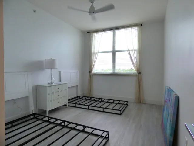 $5,000 | 802 West Windward Way, Unit 303, Lantana, FL 33462