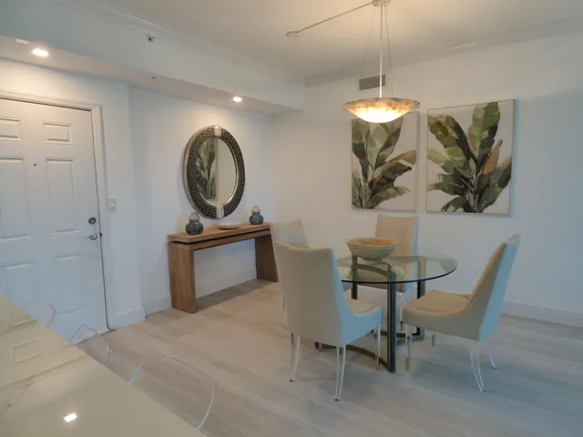 $5,000 | 802 West Windward Way, Unit 303, Lantana, FL 33462