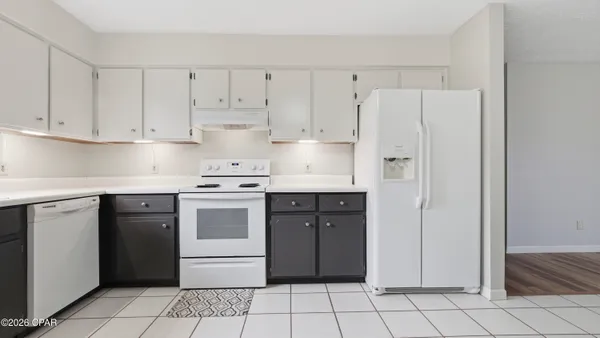 $2,300 | 7708 Shadow Bay Drive, Panama City, FL 32404