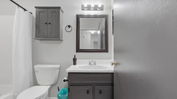 $2,300 | 7708 Shadow Bay Drive, Panama City, FL 32404