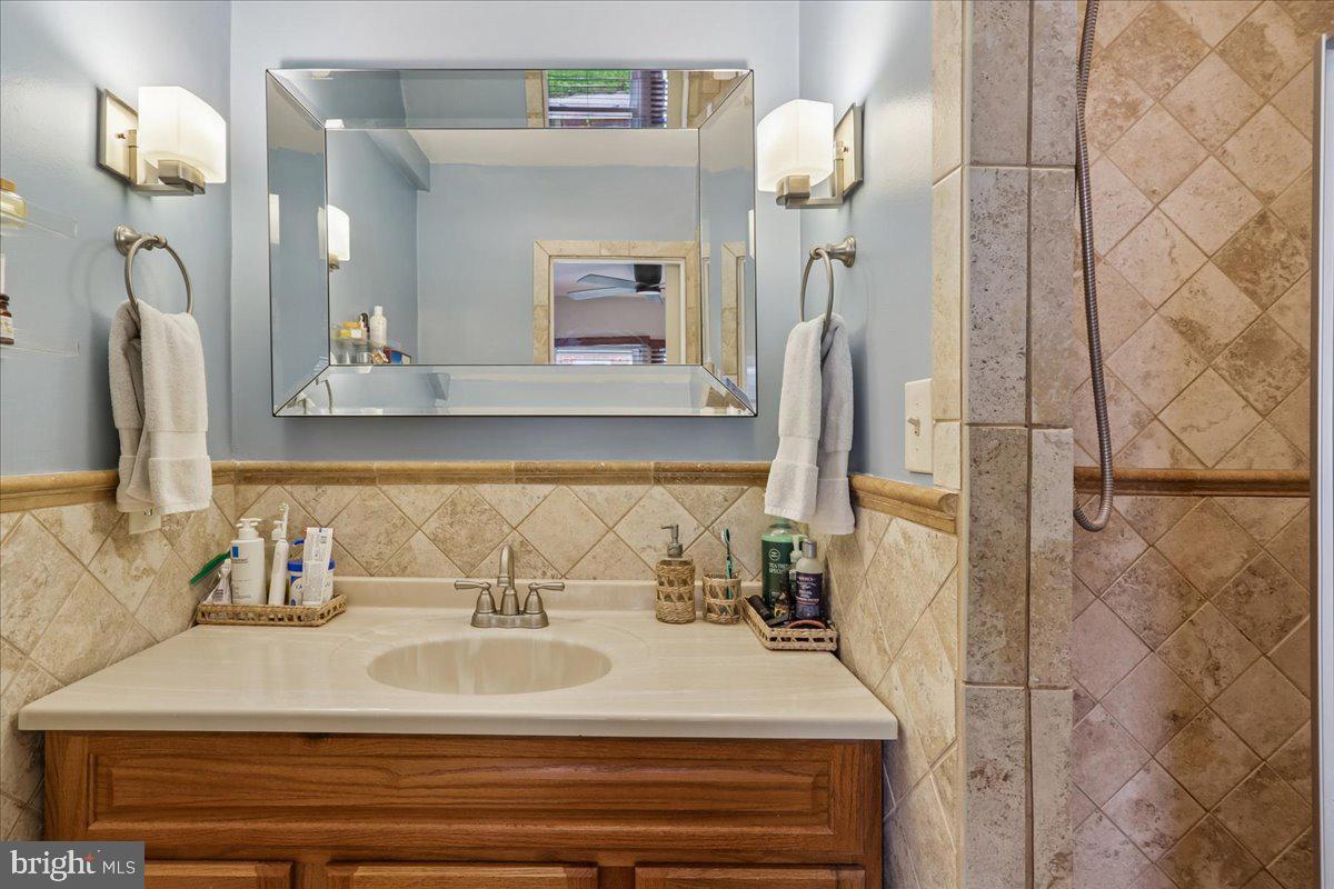 10123 Capitol View Avenue Silver Spring, MD 20910 - Photo 10 of 26