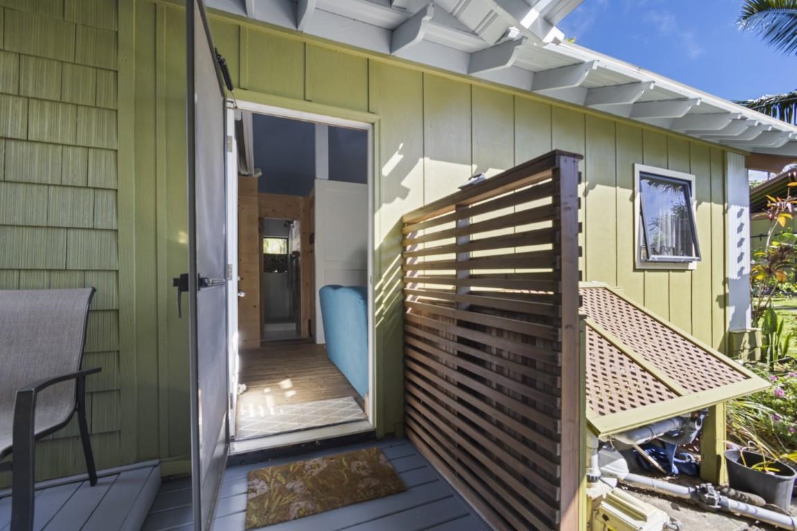 690 East Kuiaha Road Haiku, HI 96708 - Photo 24 of 30 a view of entryway dining room and hall with wooden floor