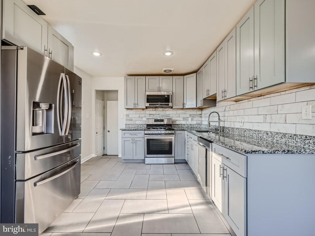 3314 Hillsmere Road Gwynn Oak, MD 21207 - Photo 14 of 29 Kitchen