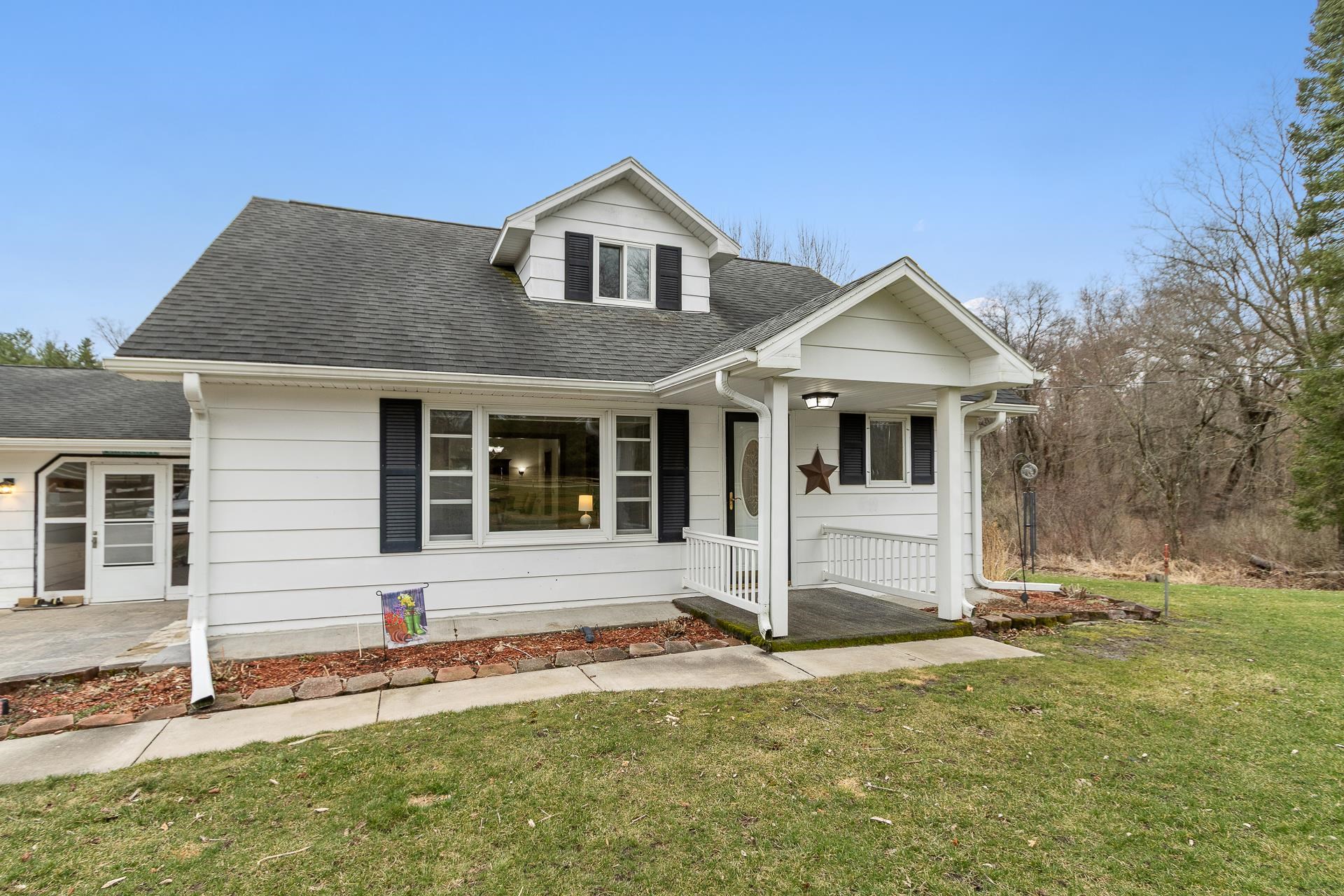 1135 County Rd K Wisconsin Dells, WI 53965 - Photo 11 of 81