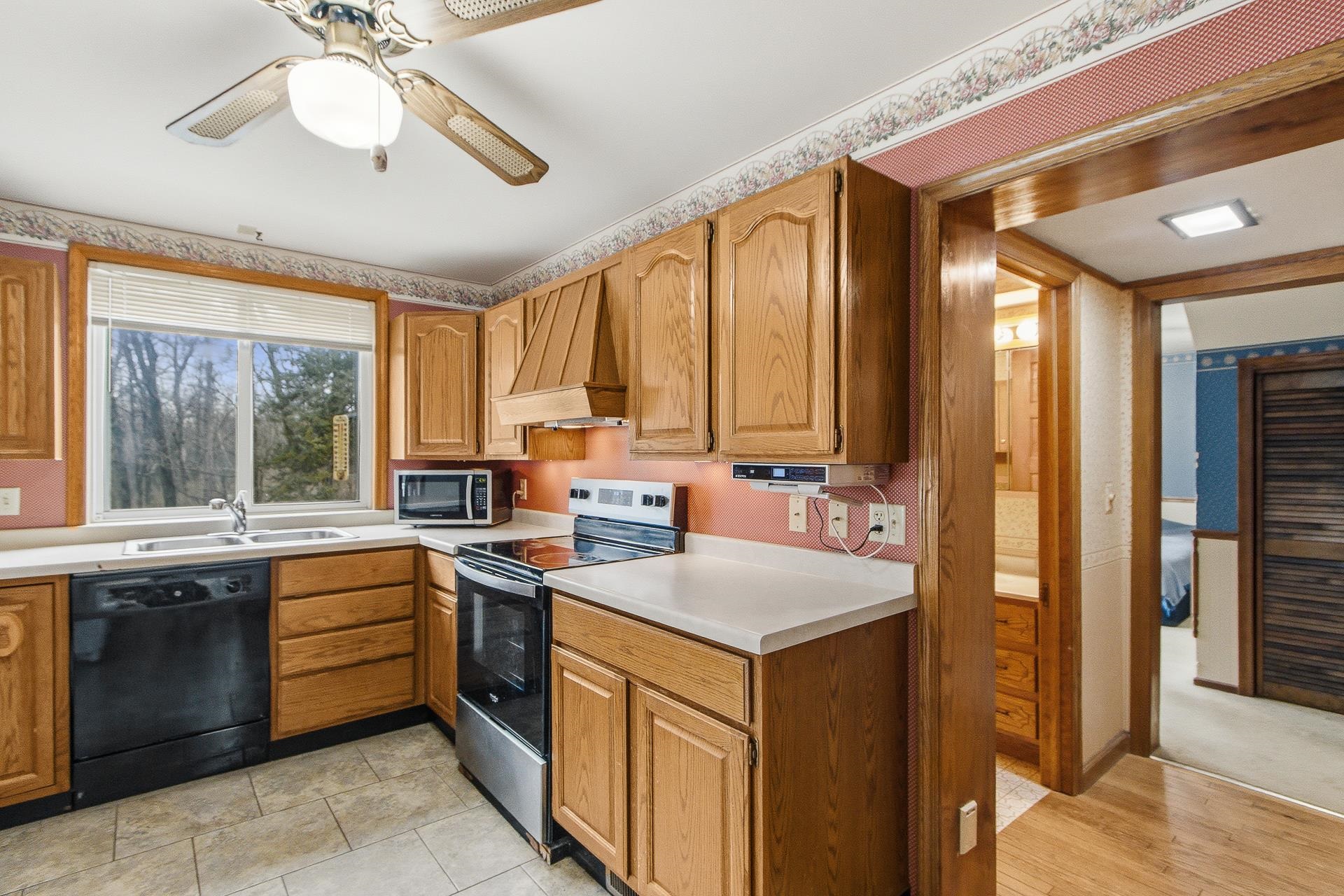 1135 County Rd K Wisconsin Dells, WI 53965 - Photo 27 of 81