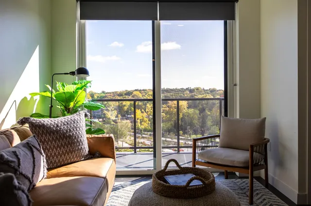 $3,730 | 12610 Ridgedale Drive, Unit 324, Minnetonka, MN 55305