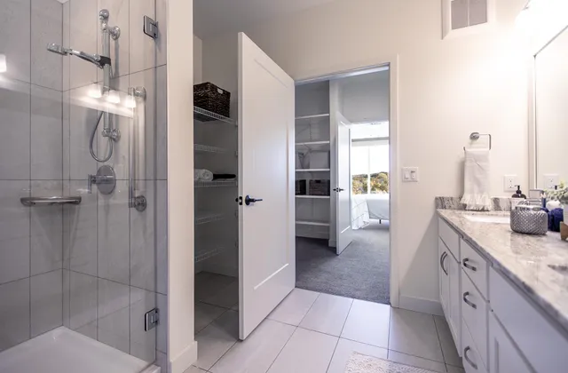 $3,730 | 12610 Ridgedale Drive, Unit 324, Minnetonka, MN 55305