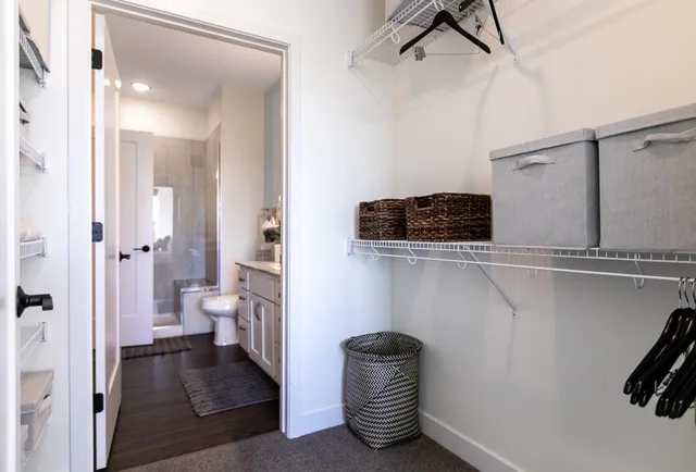 $3,730 | 12610 Ridgedale Drive, Unit 324, Minnetonka, MN 55305