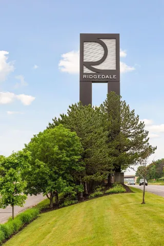 $3,730 | 12610 Ridgedale Drive, Unit 324, Minnetonka, MN 55305