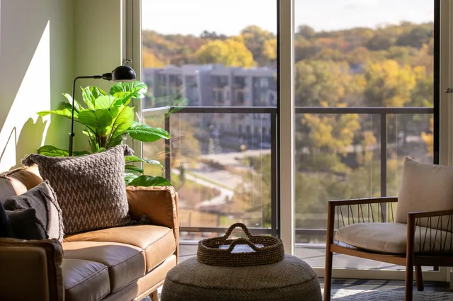 $3,730 | 12610 Ridgedale Drive, Unit 324, Minnetonka, MN 55305