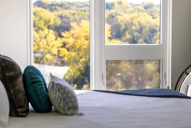 $3,730 | 12610 Ridgedale Drive, Unit 324, Minnetonka, MN 55305