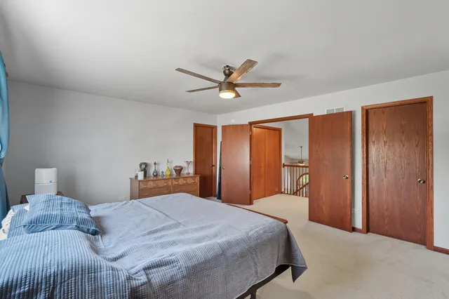 $319,999 | 9842 Kreitzburg Street, Dyer, IN 46311