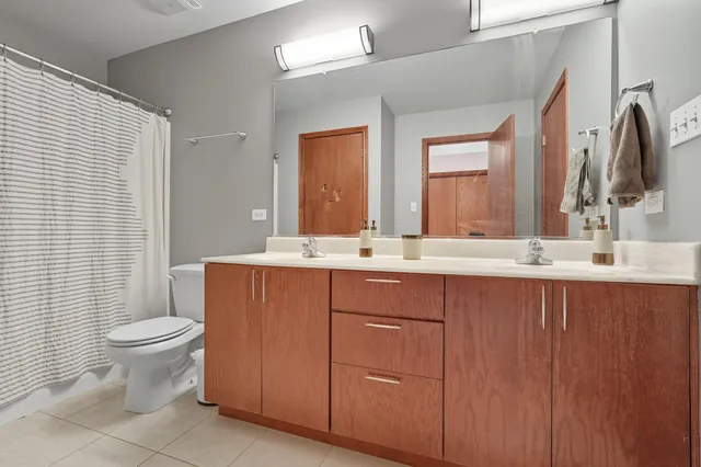 $319,999 | 9842 Kreitzburg Street, Dyer, IN 46311