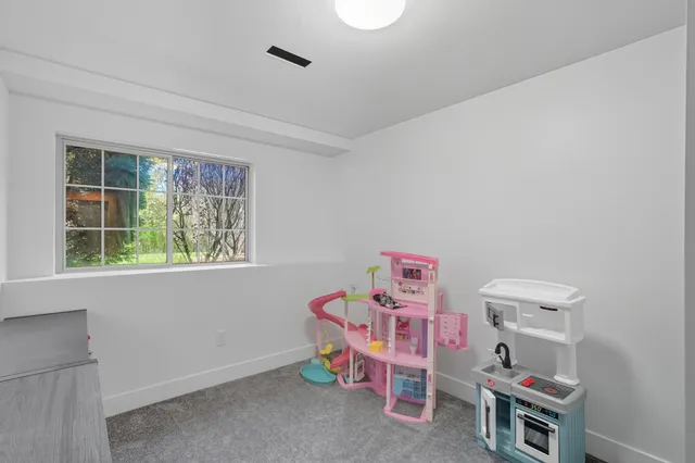 $319,999 | 9842 Kreitzburg Street, Dyer, IN 46311