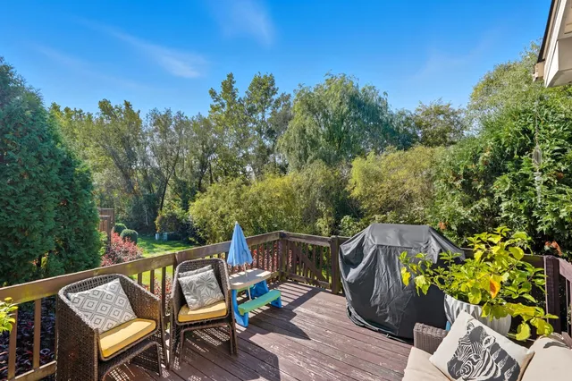 $319,999 | 9842 Kreitzburg Street, Dyer, IN 46311