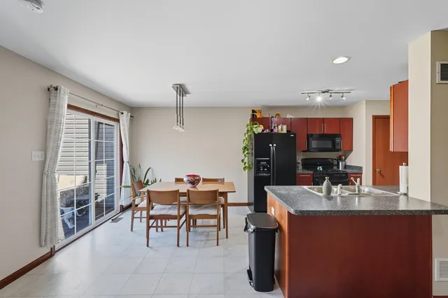 $319,999 | 9842 Kreitzburg Street, Dyer, IN 46311